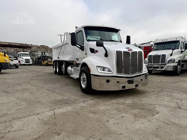 2018 Peterbilt 579 Super 10 Dump Truck - image 8