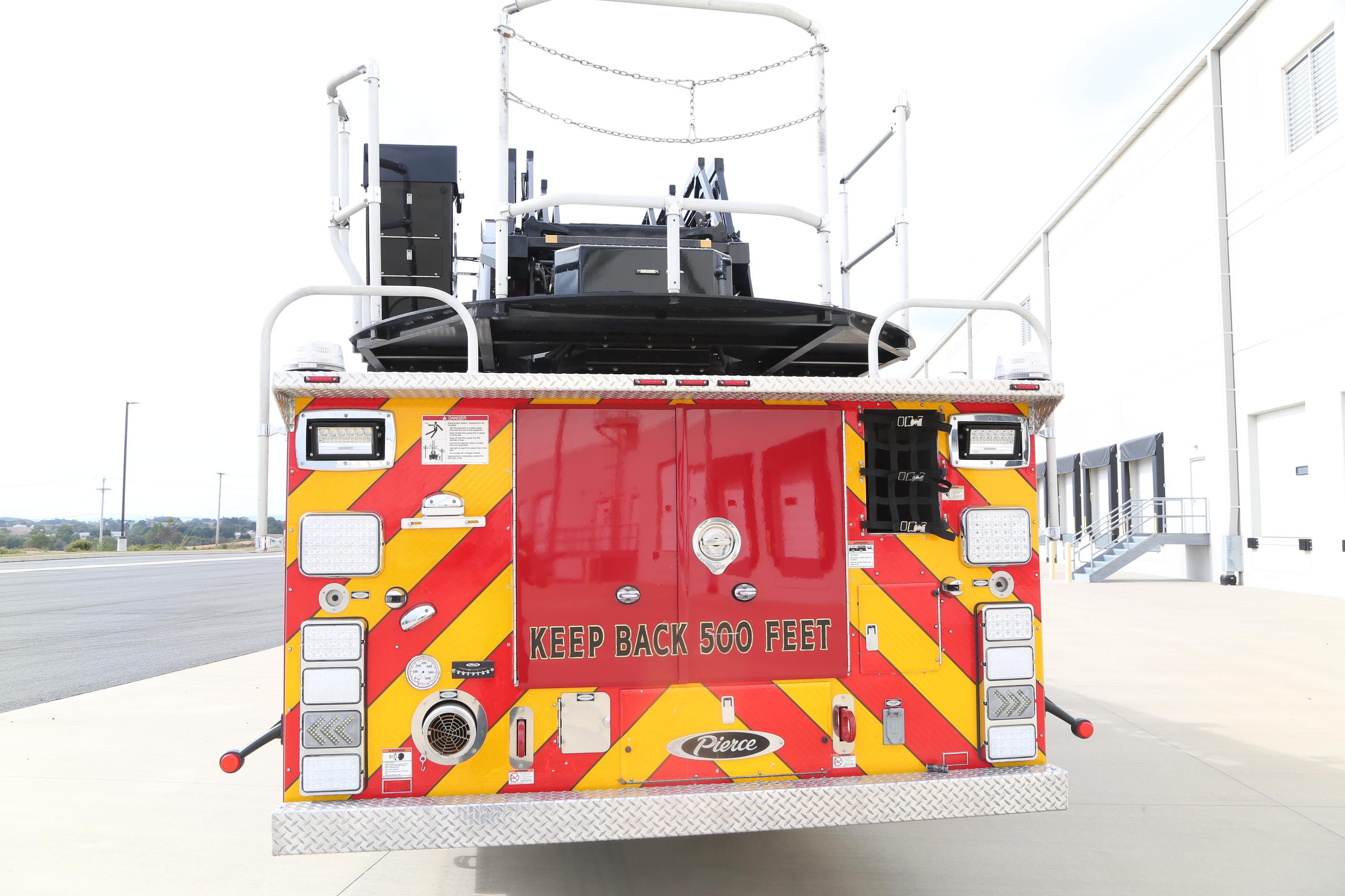 2020 Pierce Arrow XT 107' Quint - image 11