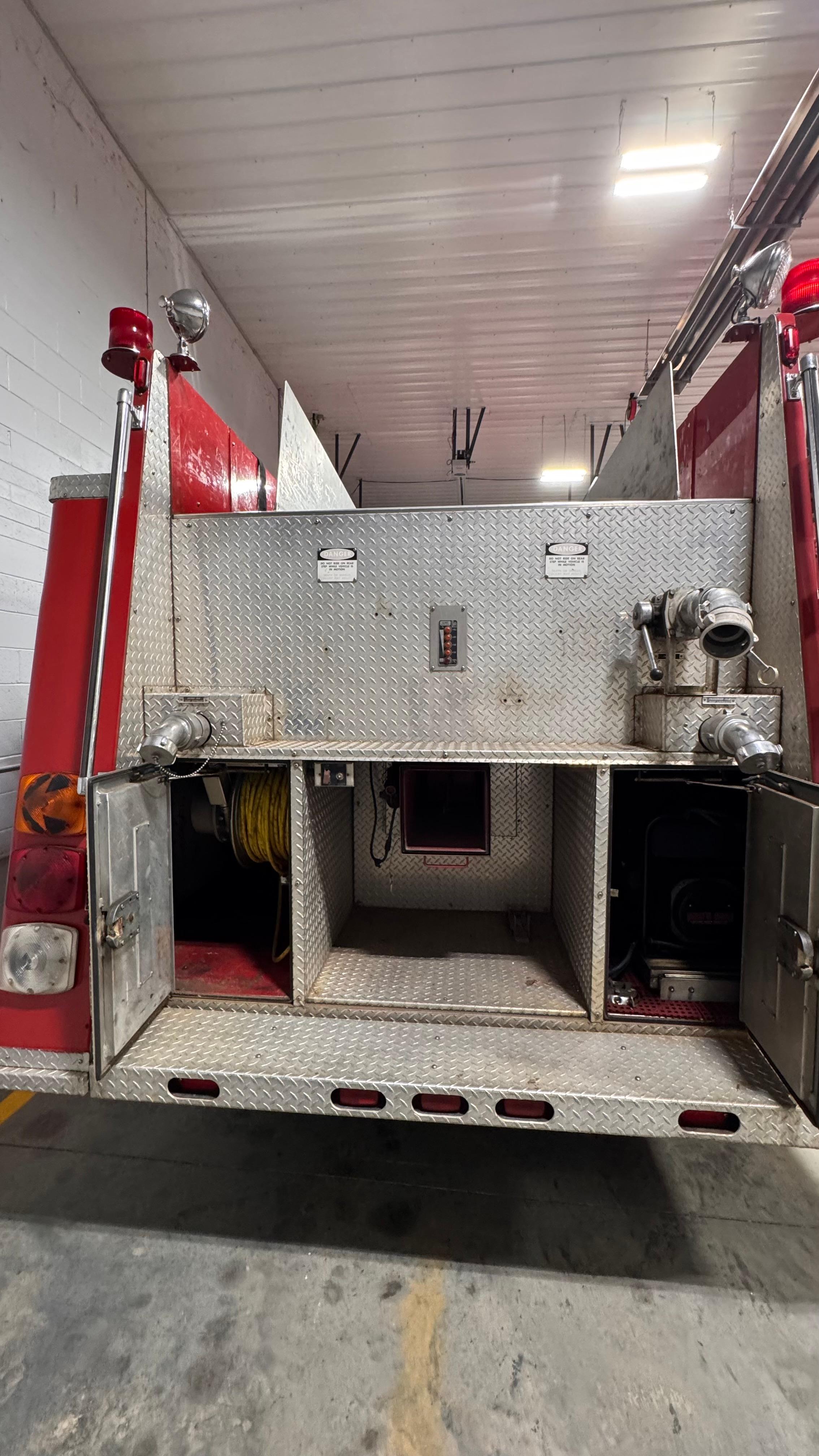 1993 KME Freightliner Pumper - image 13