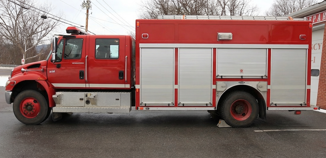 2005 E-One International Heavy Rescue