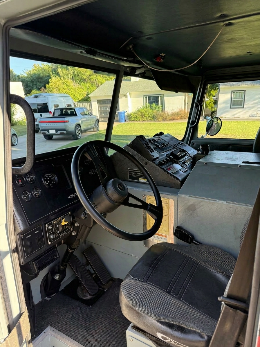2000 Pierce Saber Pumper - image 18