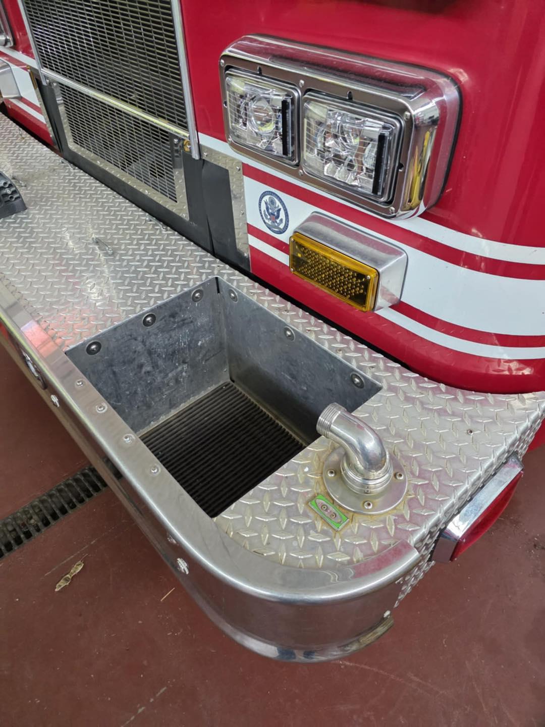 2001 Pierce Saber Pumper - image 15