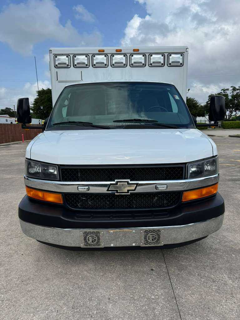 2015 AEV Chevrolet Type III Ambulance — photo 8