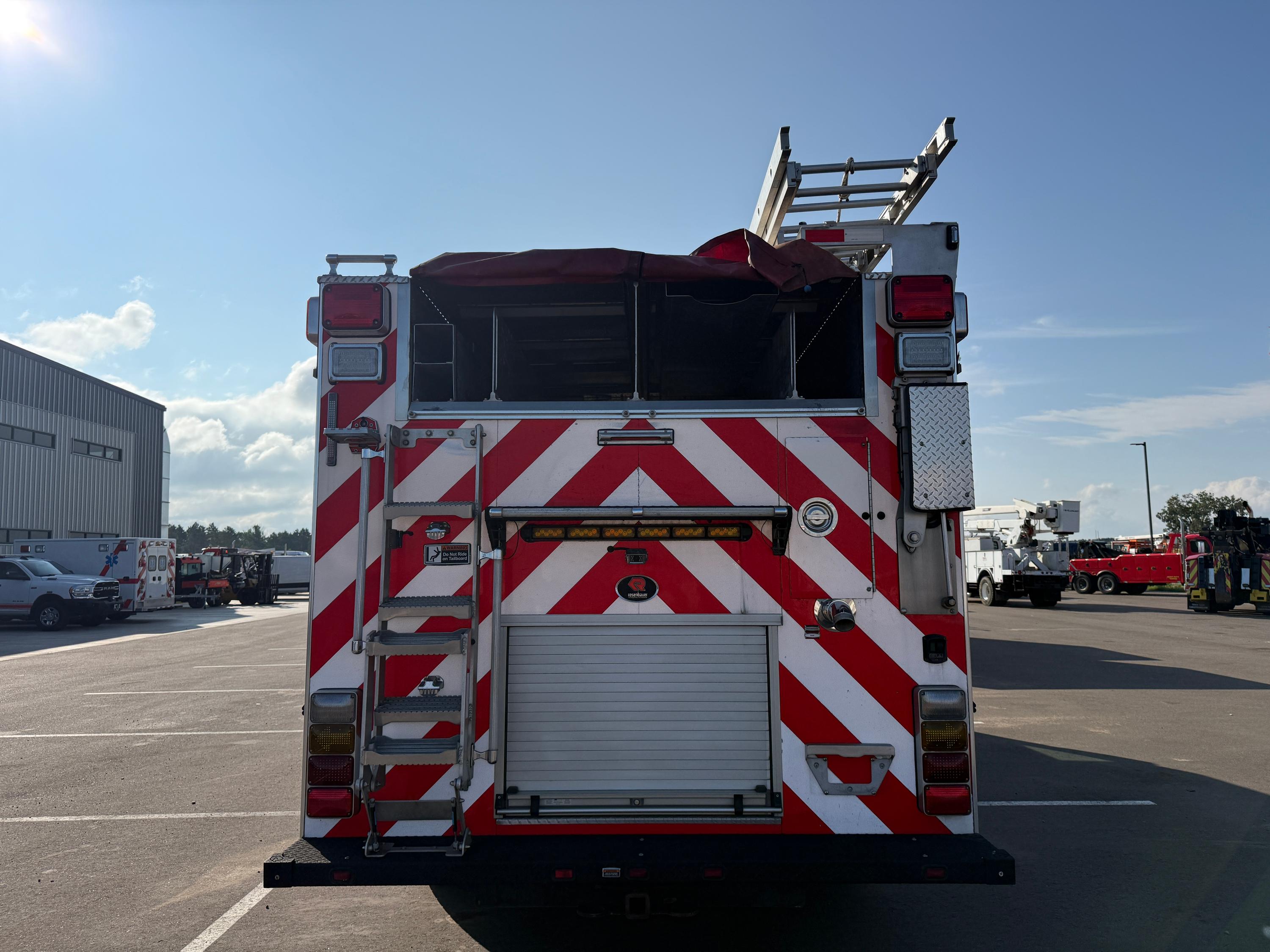 2015 Rosenbauer COMMANDER Pumper - image 6