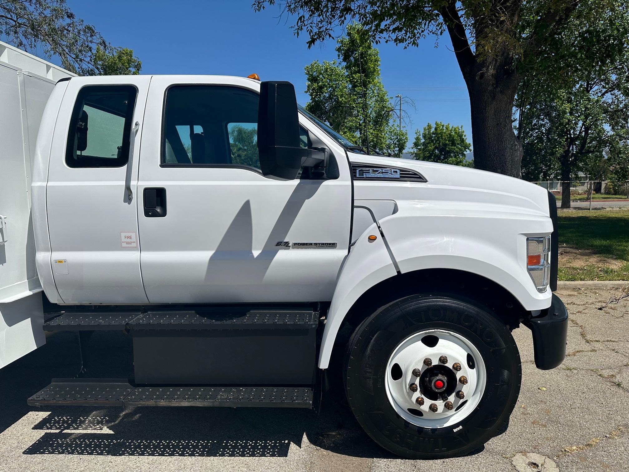 2022 Ford F-750 Extra Cab Chipper Dump Truck - image 16