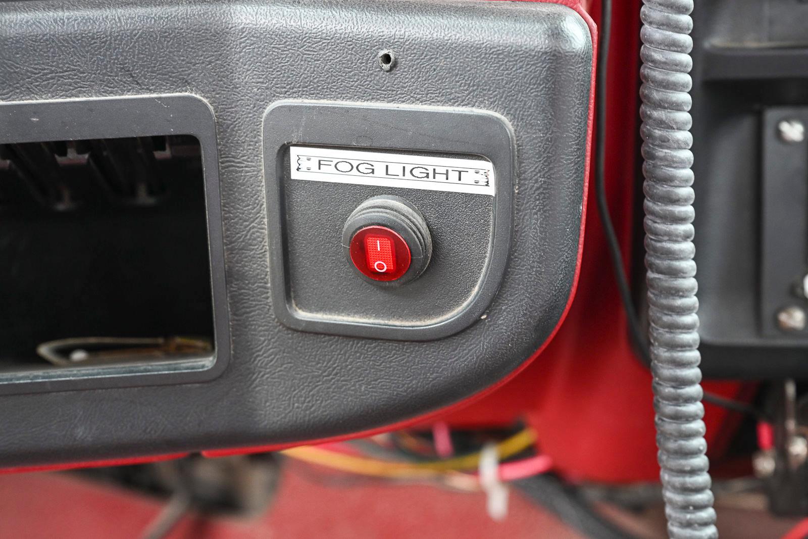 1990 Ford F350 4x4 Brush Truck - image 36