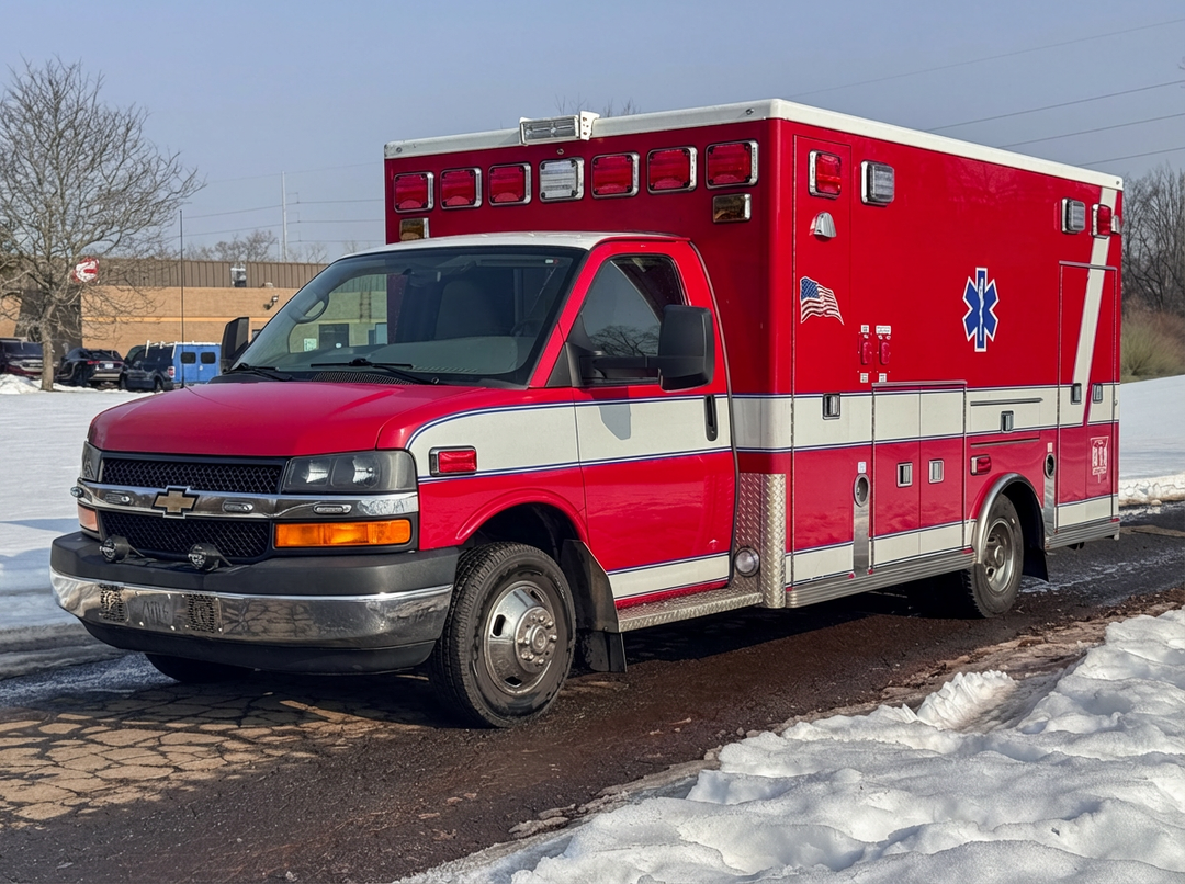 2015 LifeLine Chevrolet Ambulance