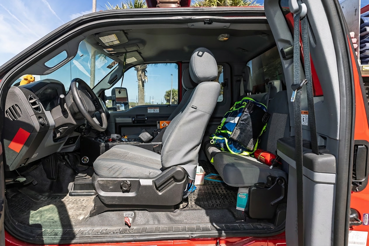 2013 Pierce Ford 4x4 Mini Pumper - image 56
