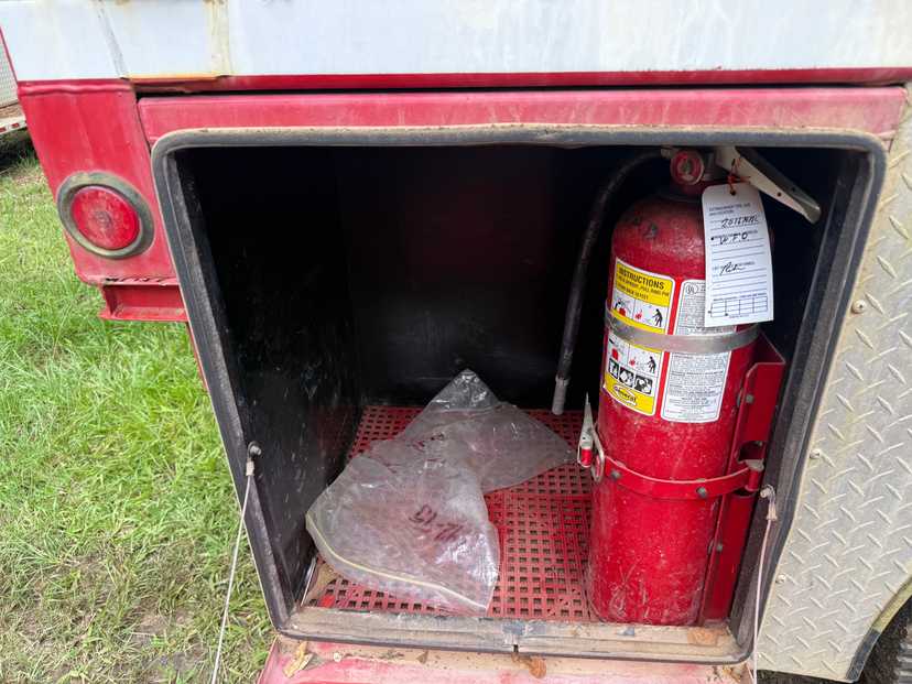 1992 Darley Ford Tanker — photo 6