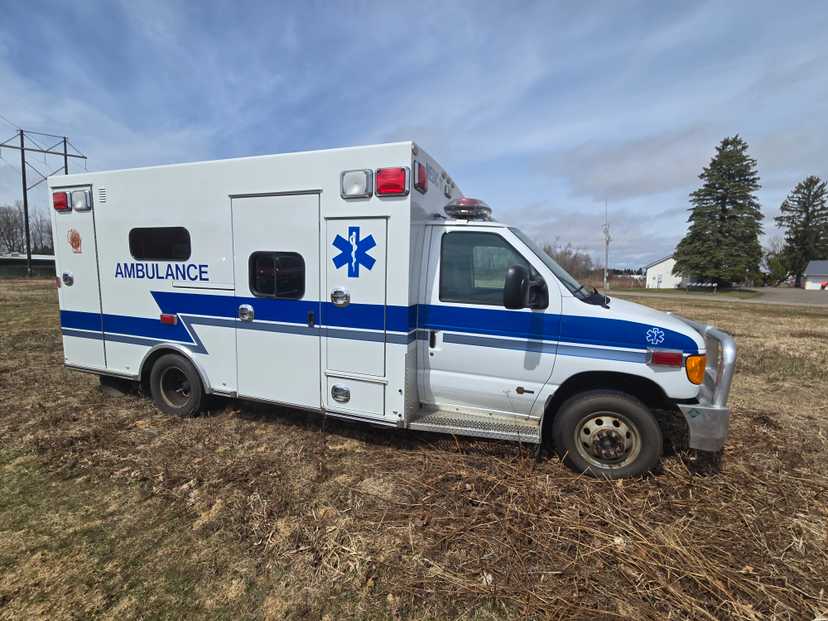 2007 Braun Ford Type III Ambulance