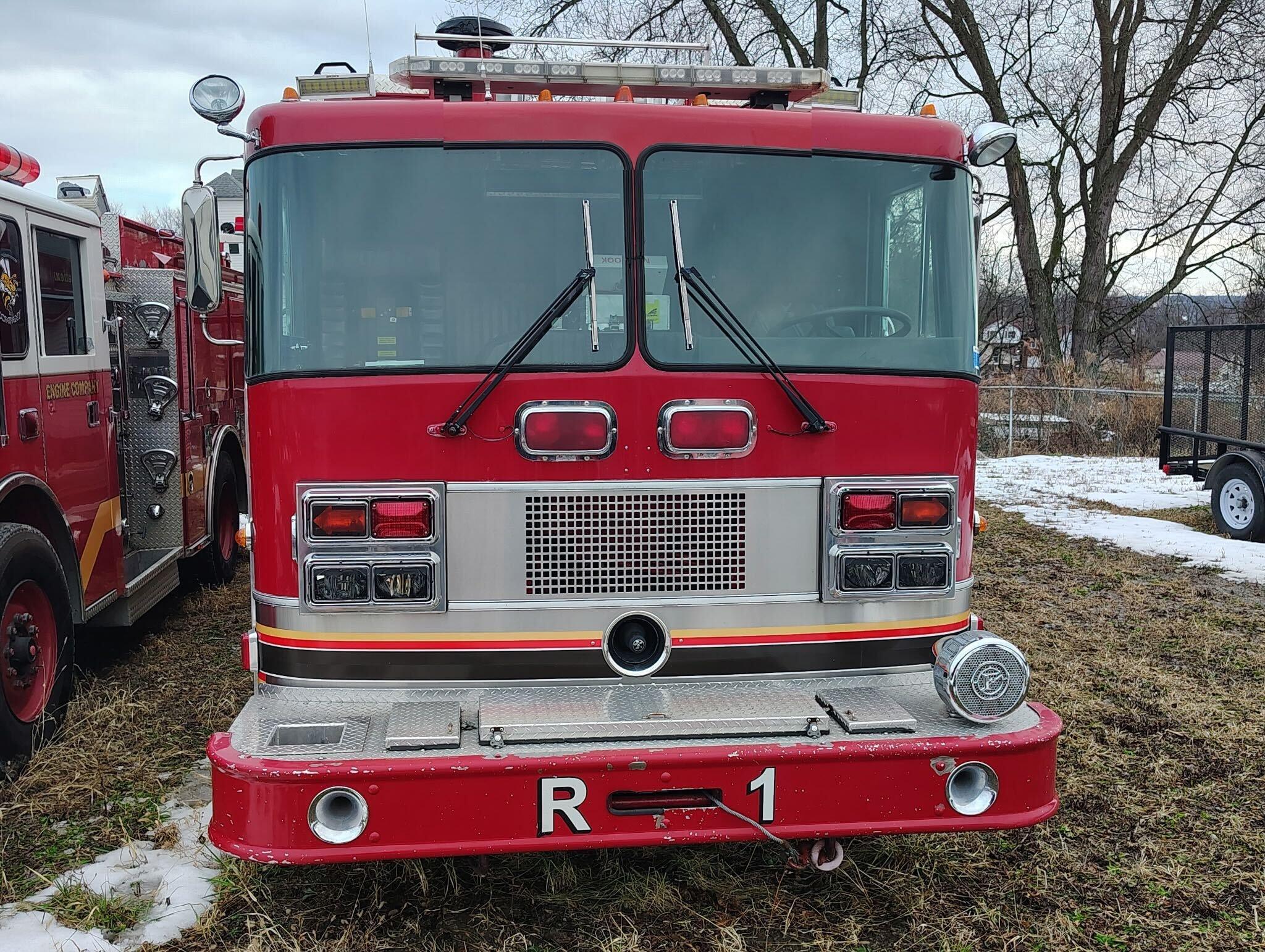 1989 Pemfab Imperial Heavy Rescue - image 2