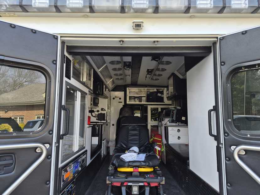 2011 Braun Ford Type III Ambulance — photo 6