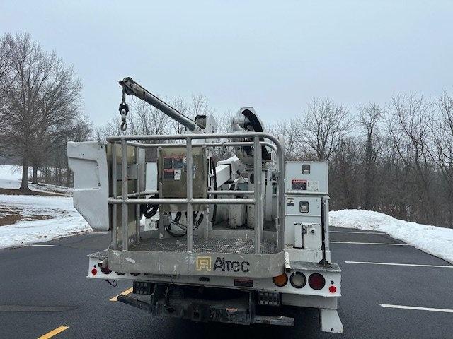 2016 Ford F550 Bucket Truck w/ Altec AT48S Boom (53 ft) - image 7