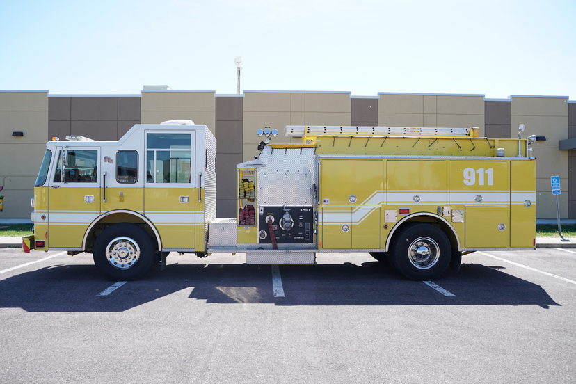1995 Pierce Saber Pumper — photo 4