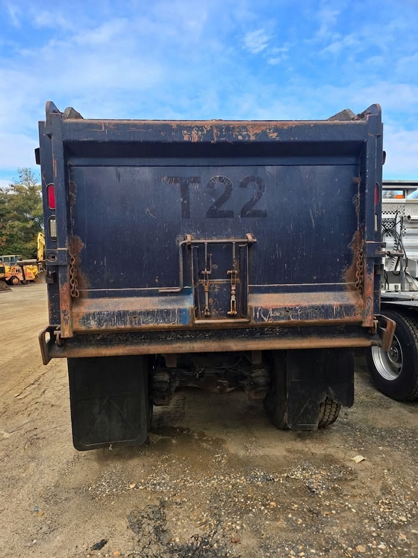 2012 Mack GU713 Dump Truck — photo 7
