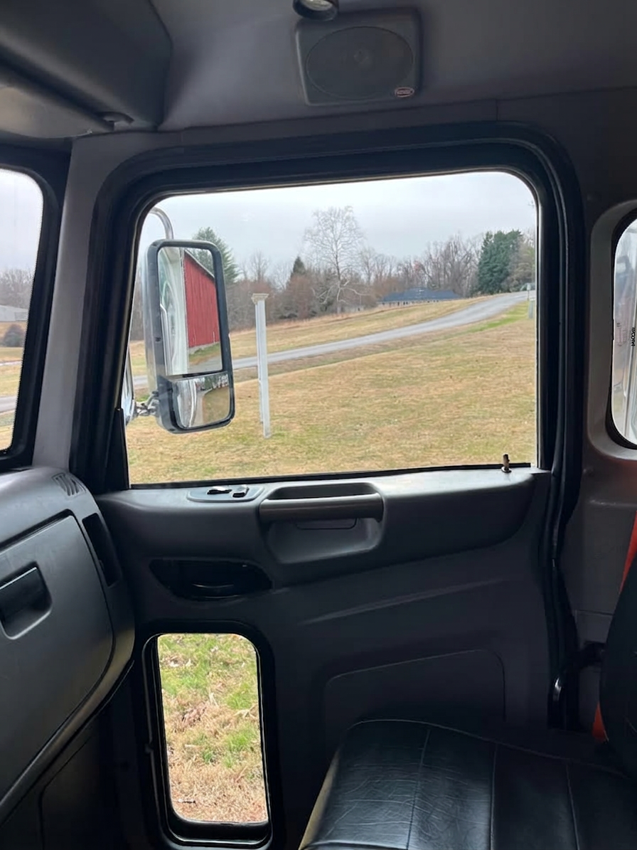 2020 Peterbilt Loadmaster Rear Loader - image 10