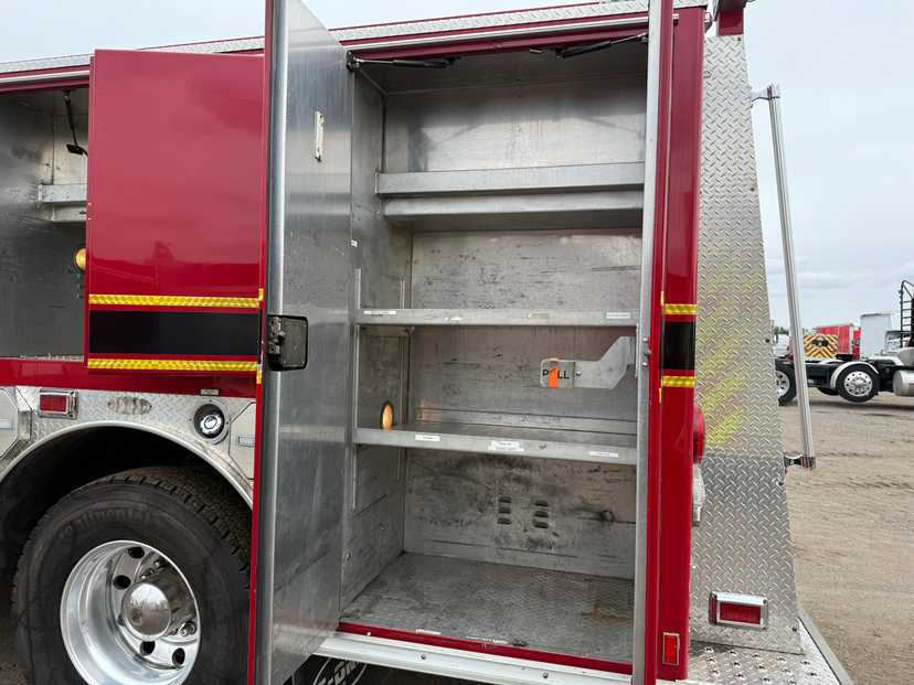2005 E-One Pumper — photo 7