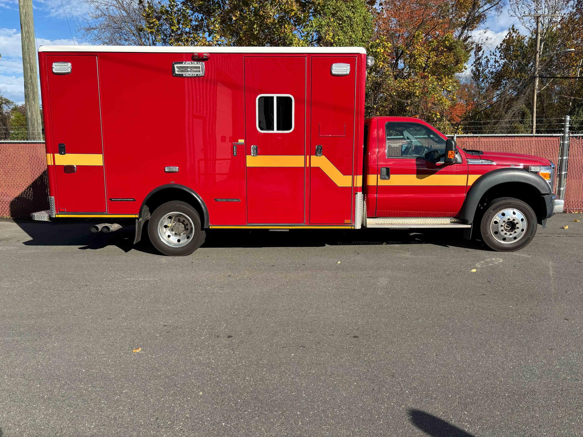 2016 Horton Ford 4x4 Type I Ambulance - image 2