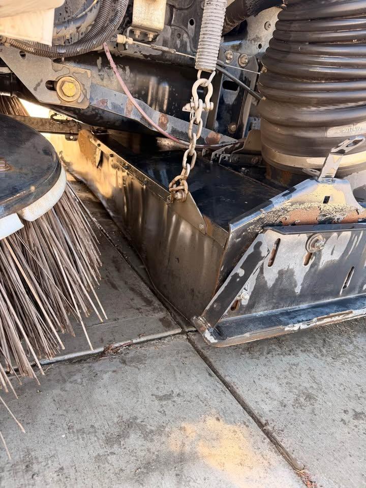 2022 Ford F-450 with 2023 Tymco 210 Sweeper - image 12