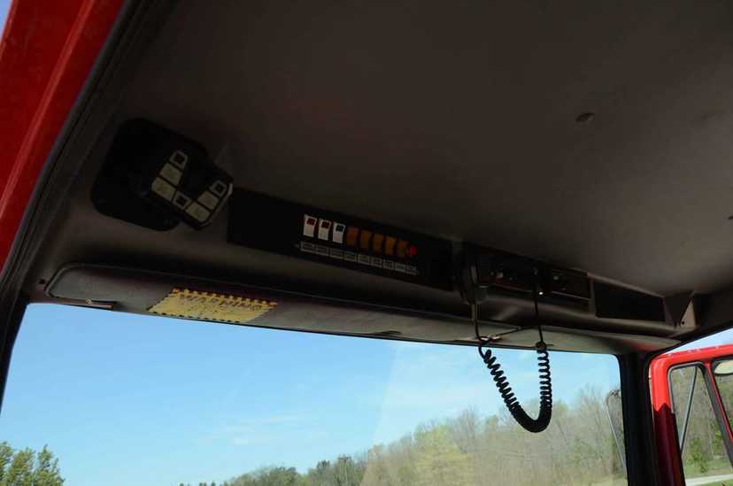 1998 S&S Freightliner Rescue Pumper — photo 8