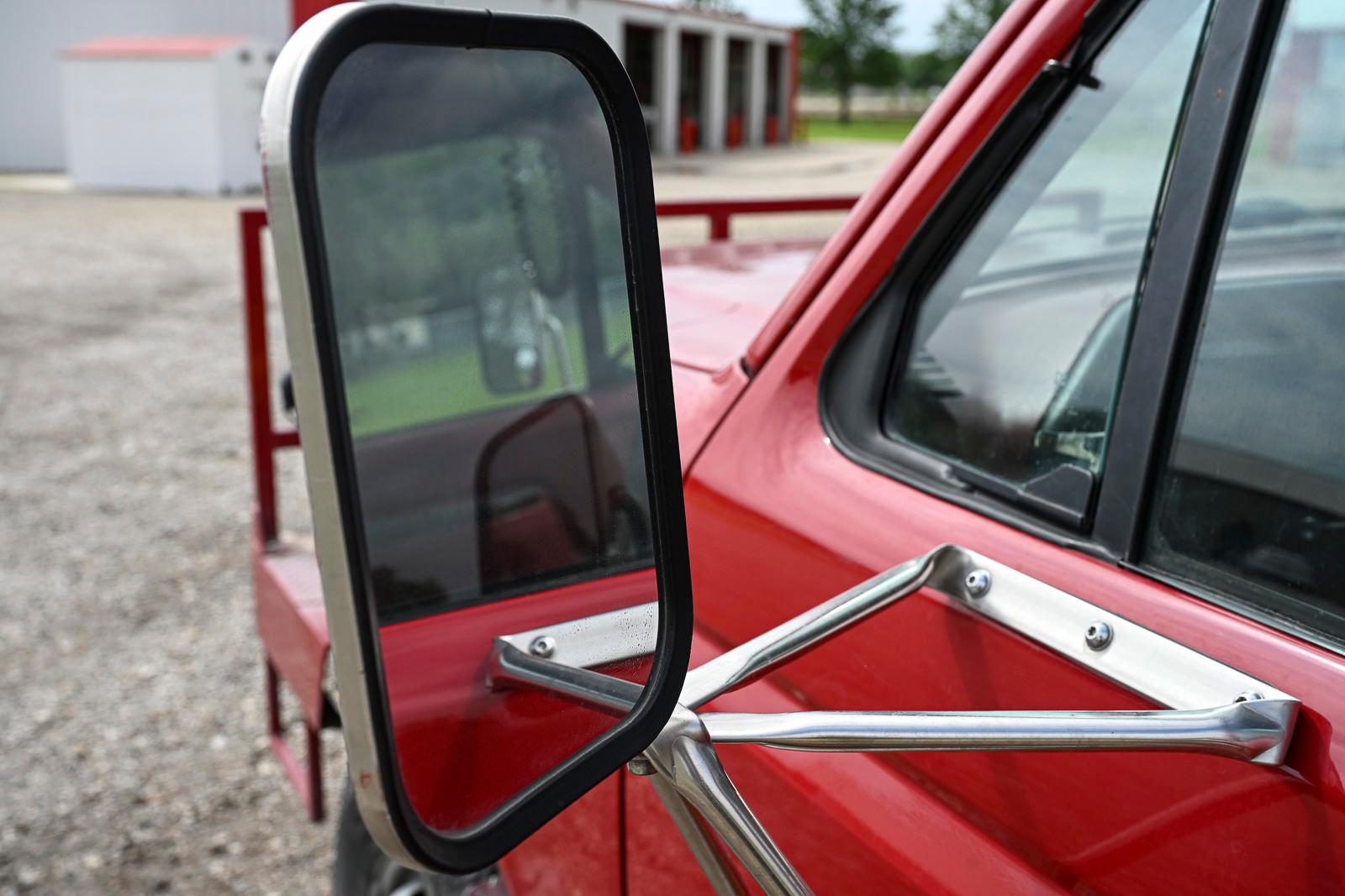 1990 Ford F350 4x4 Brush Truck - image 75