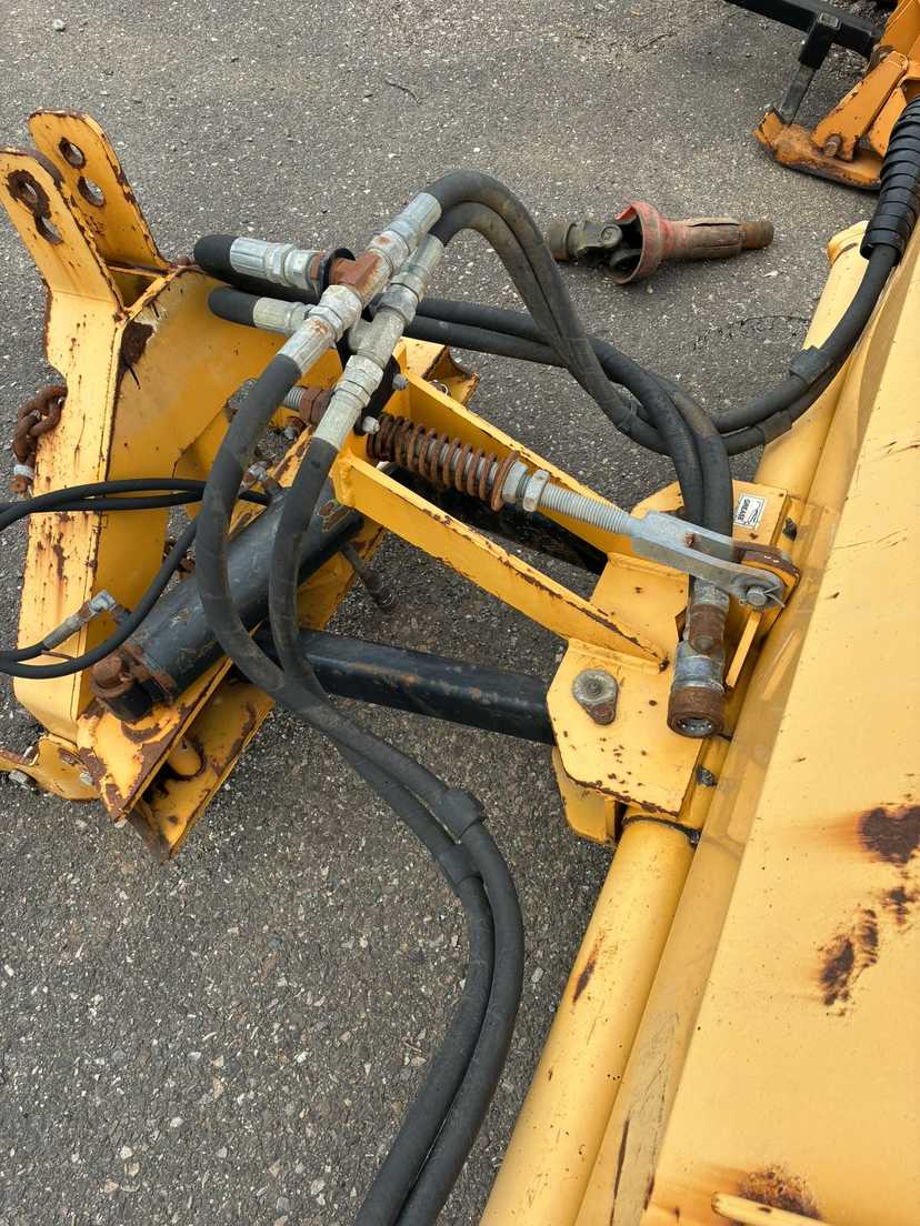 2012 MB Sweeper Attachment — photo 4