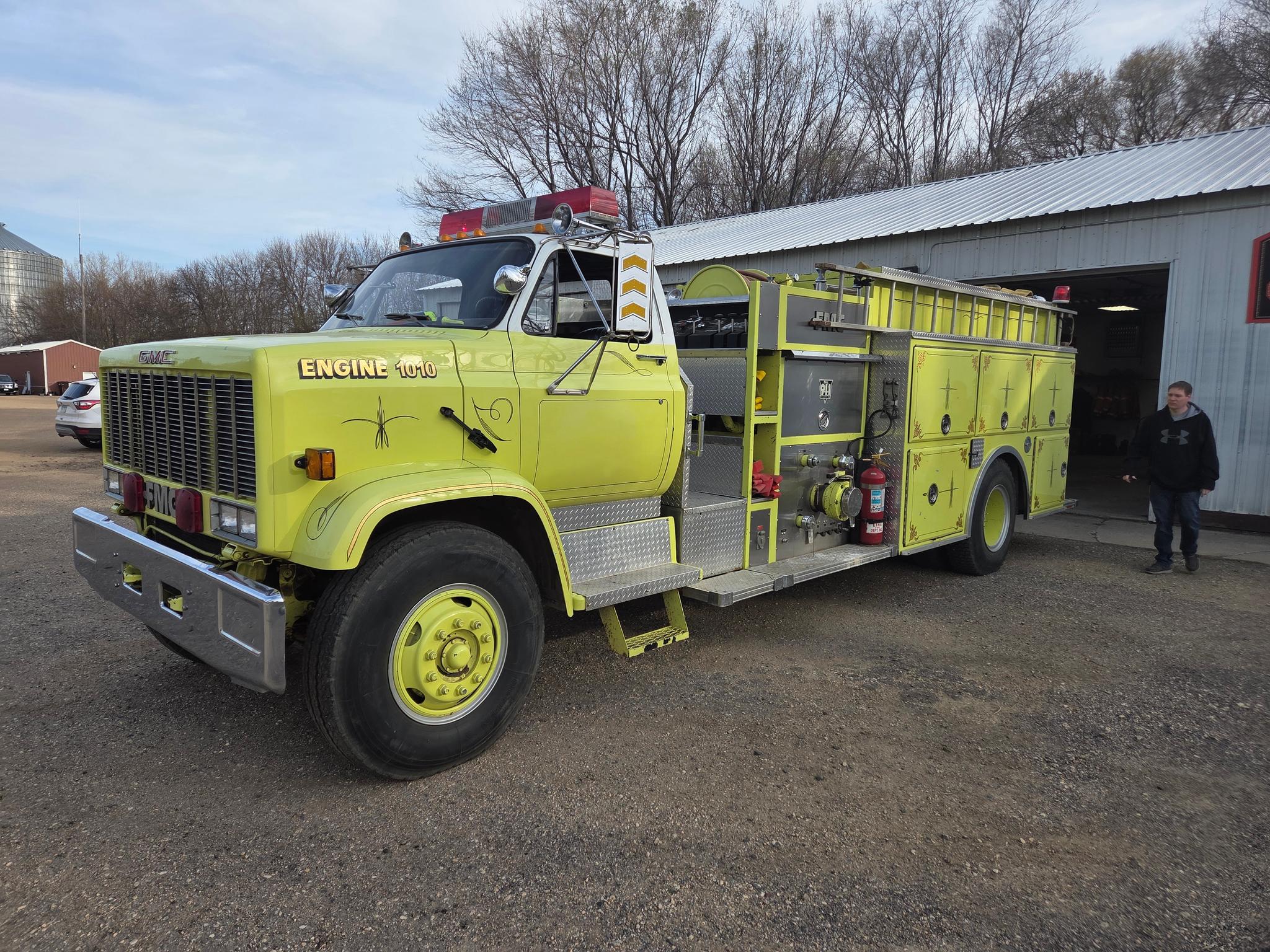 1986 GMC Pumper - image 1