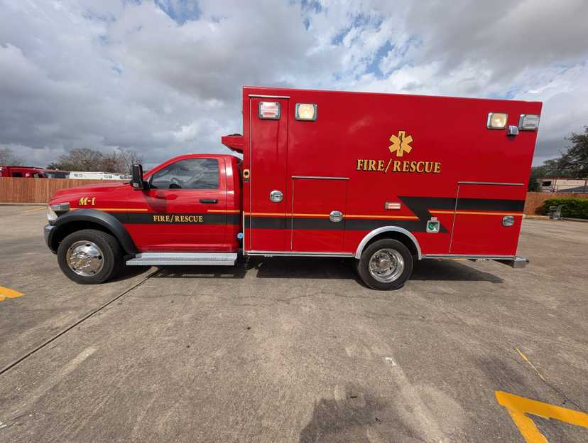 2013 Braun Dodge Type I Ambulance — photo 6