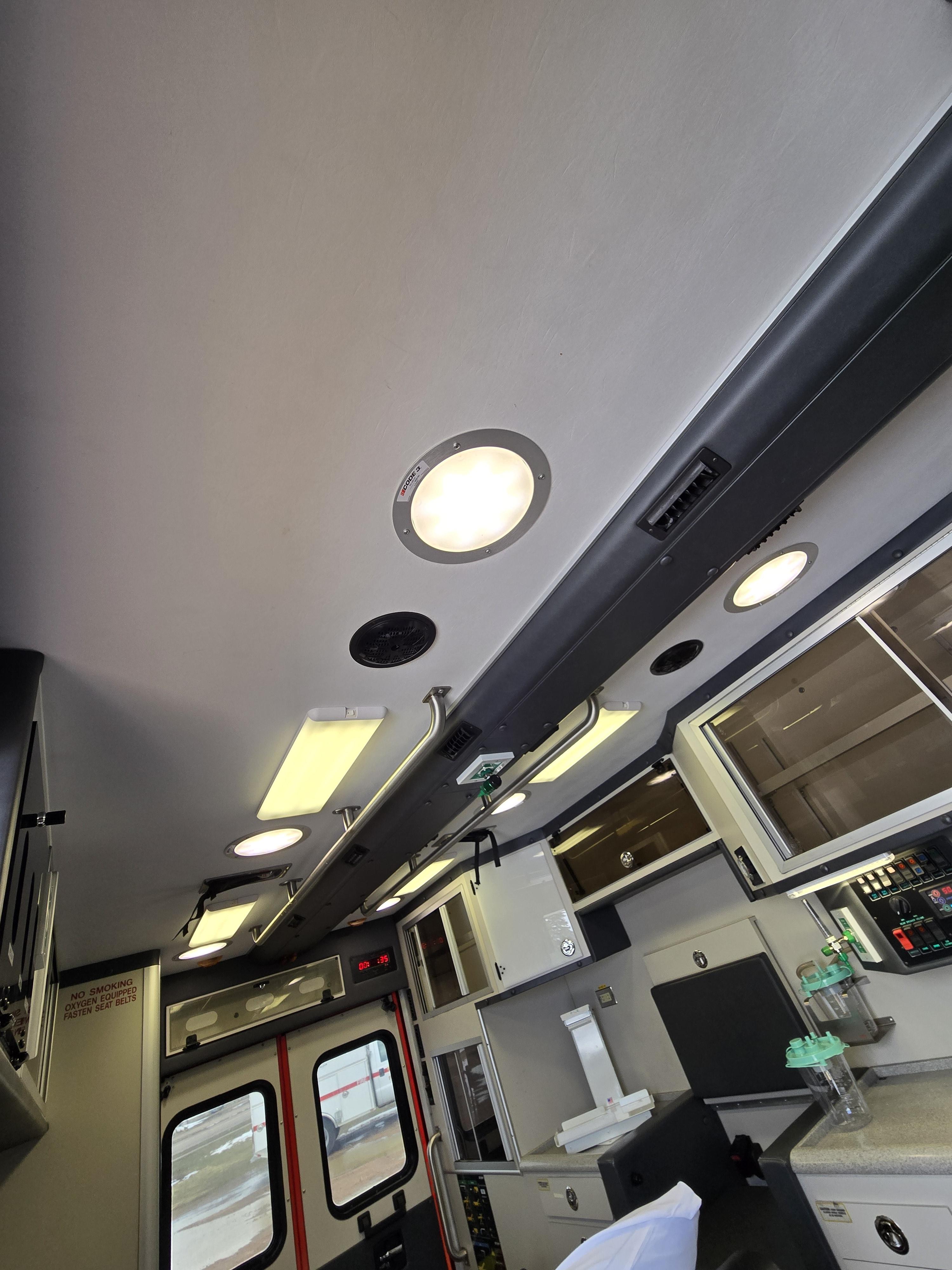 2015 PL-Custom Ford 4x4 Type I Ambulance - image 24