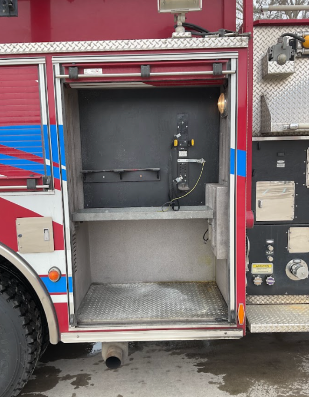 2003 Pierce Tilt Cab Pumper - image 20