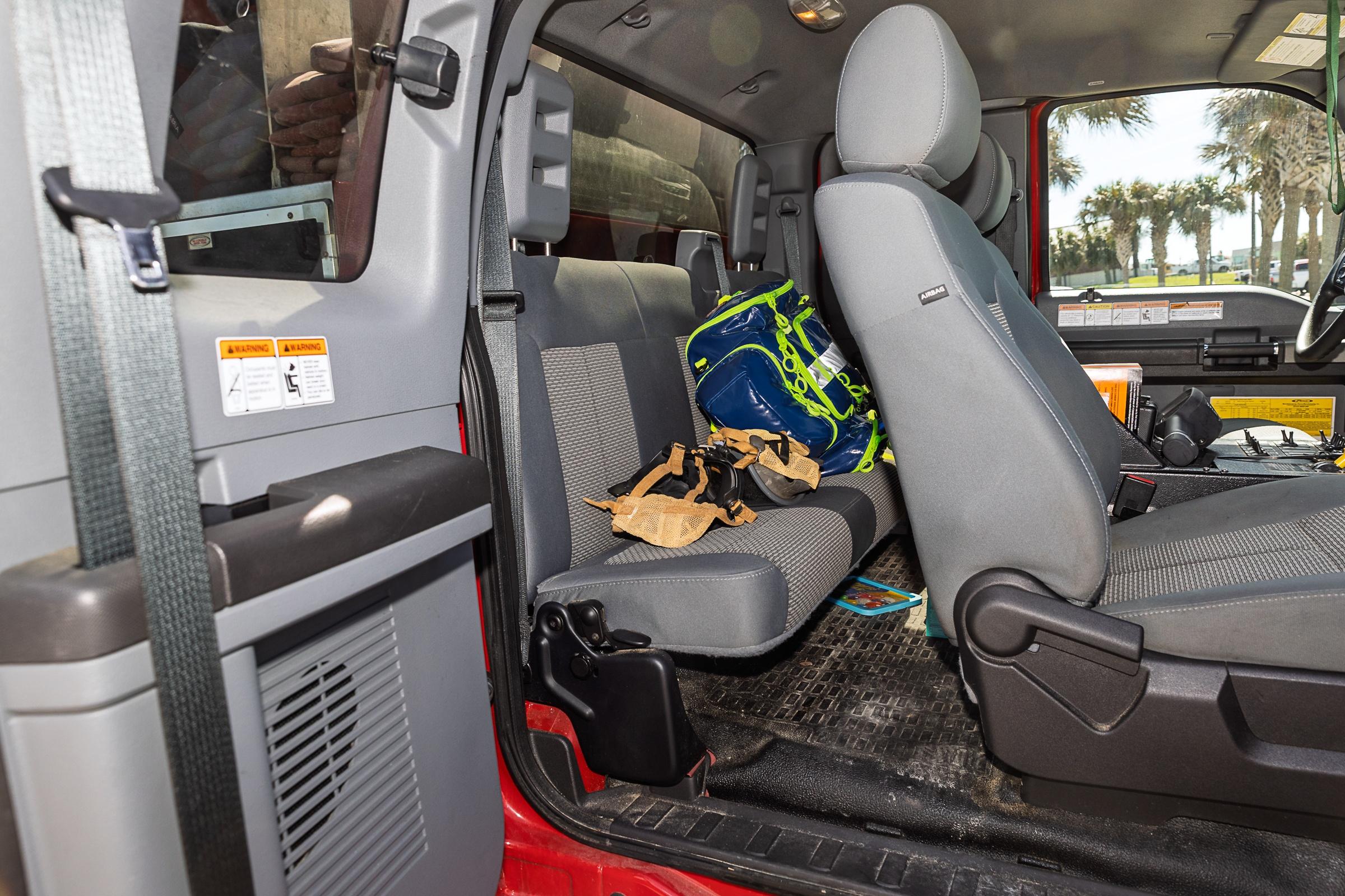 2013 Pierce Ford 4x4 Mini Pumper - image 71
