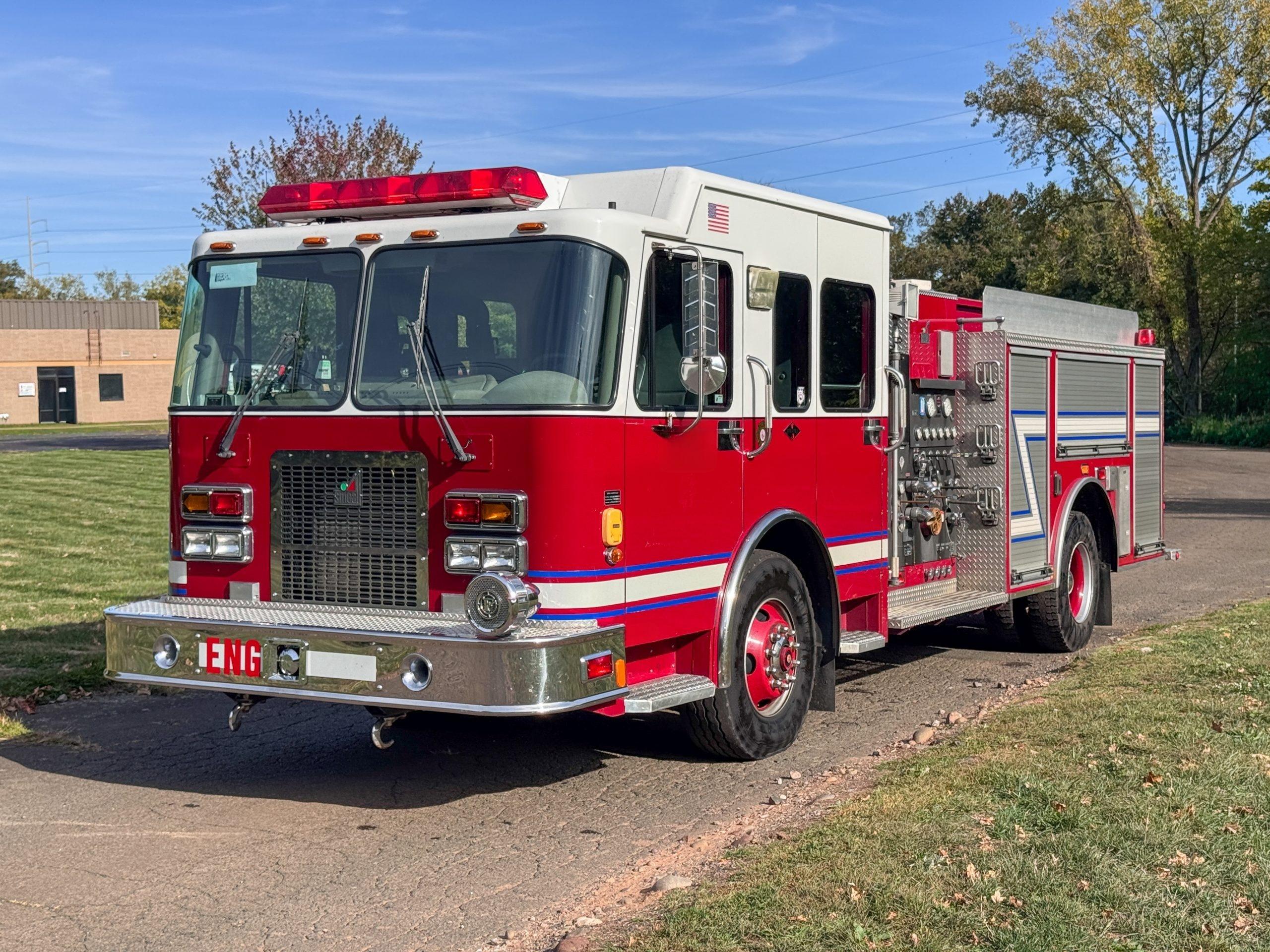 2001 Spartan Gladiator Pumper - image 1