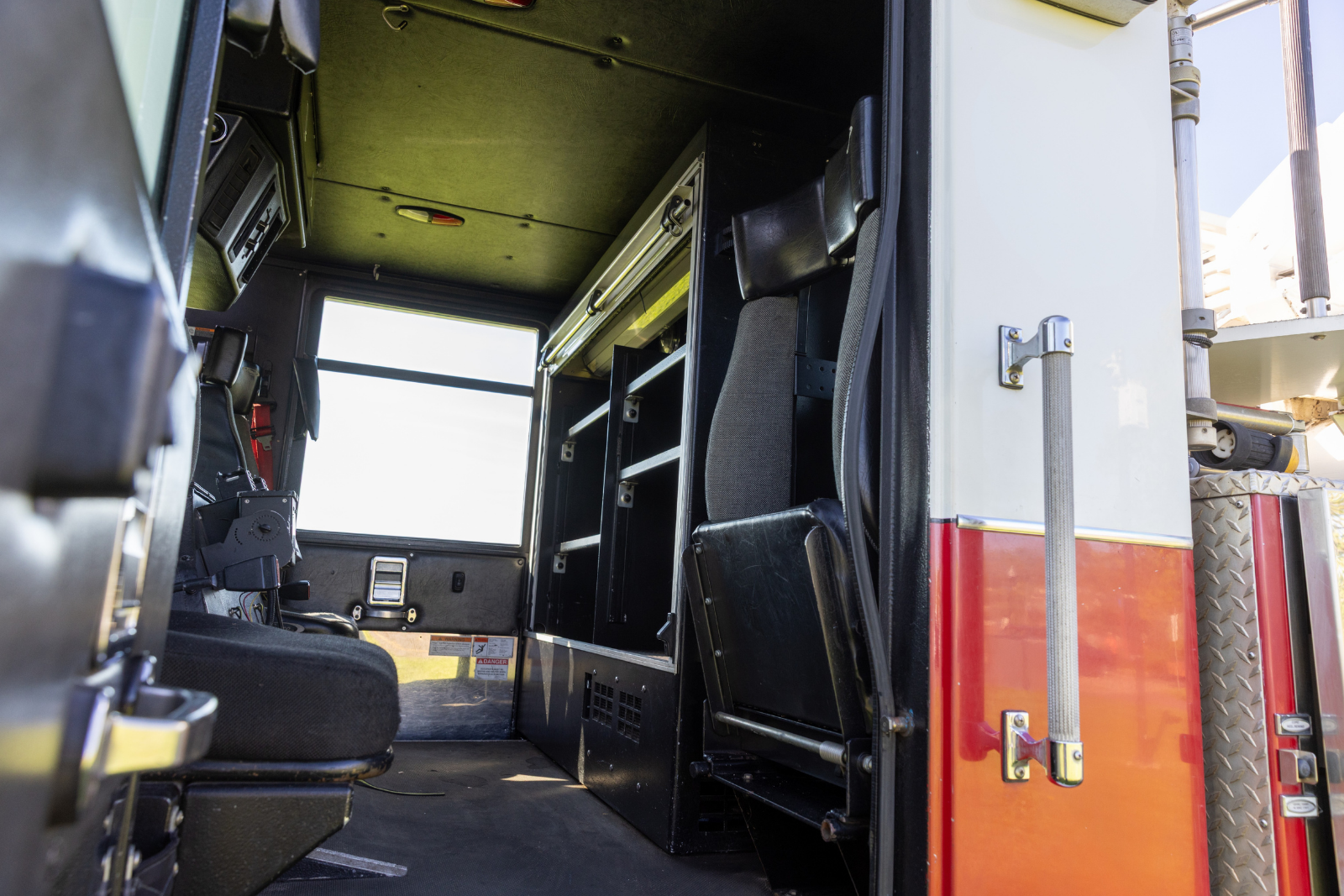 2003 Pierce TL100 100' Quint - image 17