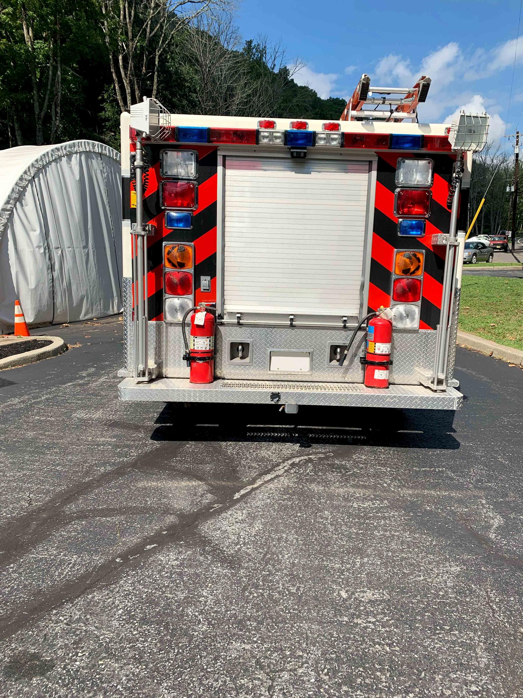 1996 Ford F600 Light Rescue - image 4