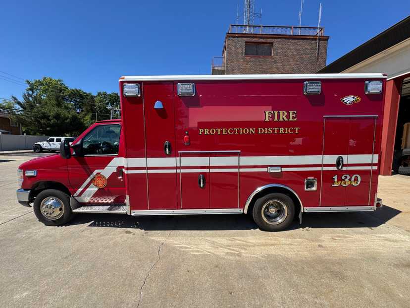 2013 Ford Type III Ambulance — photo 2