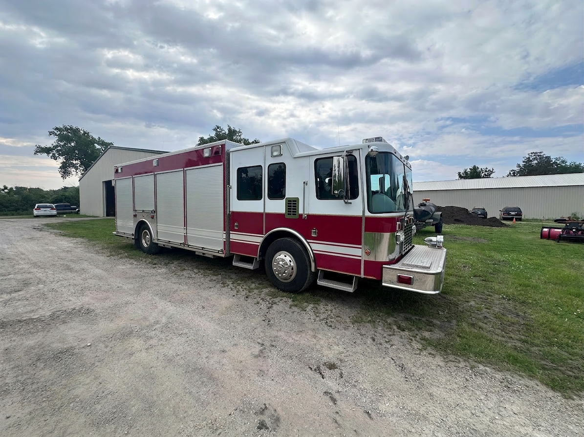 2004 HME Marion Heavy Rescue - image 3