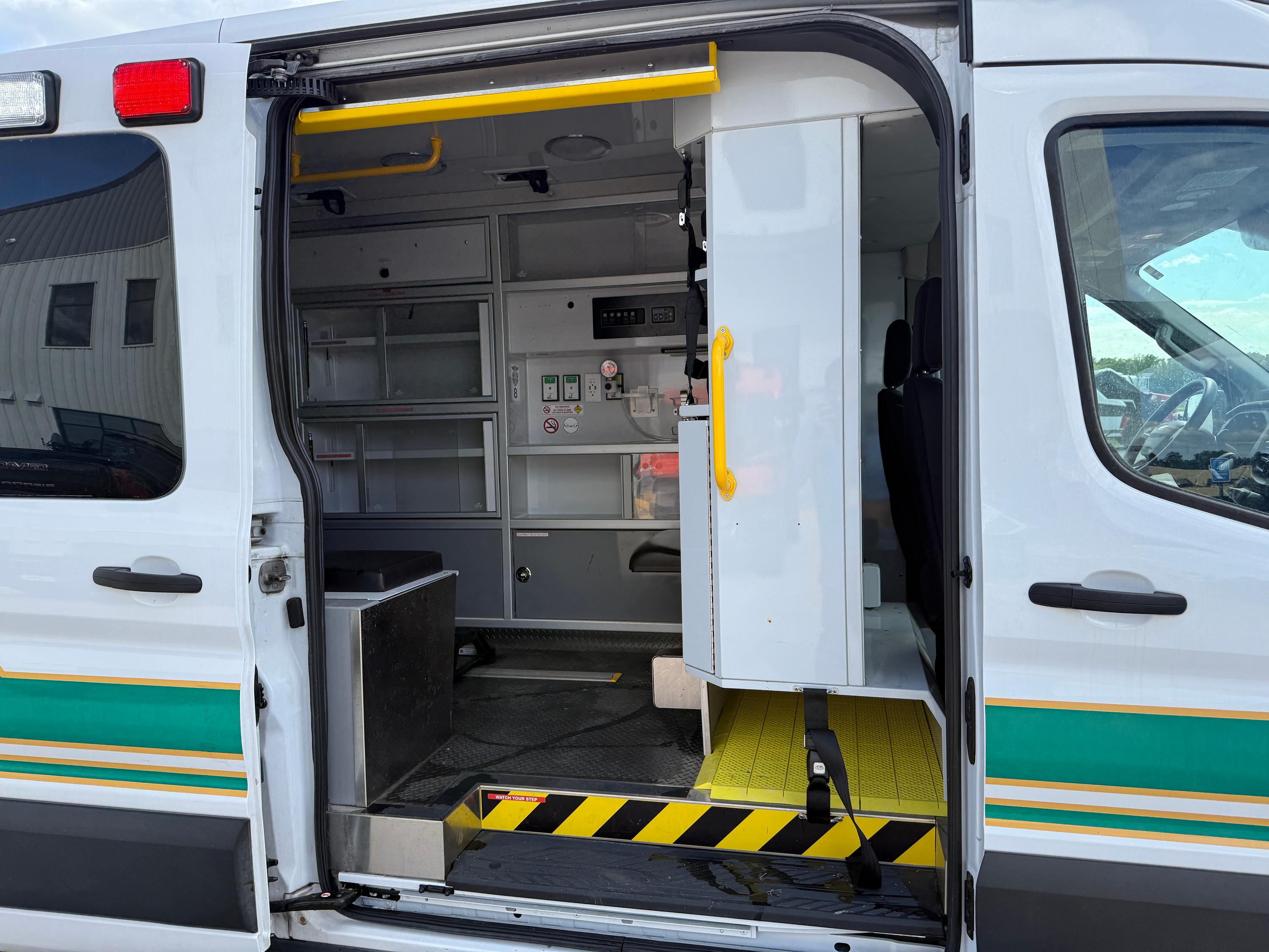 2021 Demers Ford 4x4 Type II Ambulance - image 15