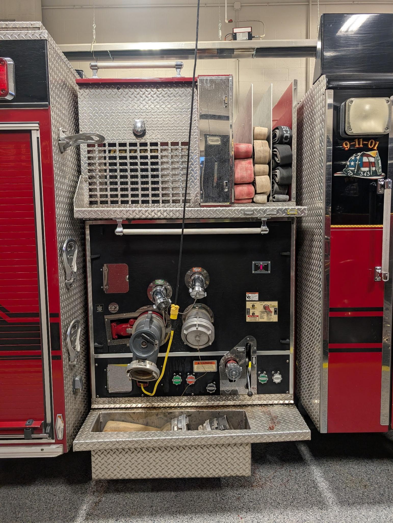 2005 Pierce Dash Pumper - image 18