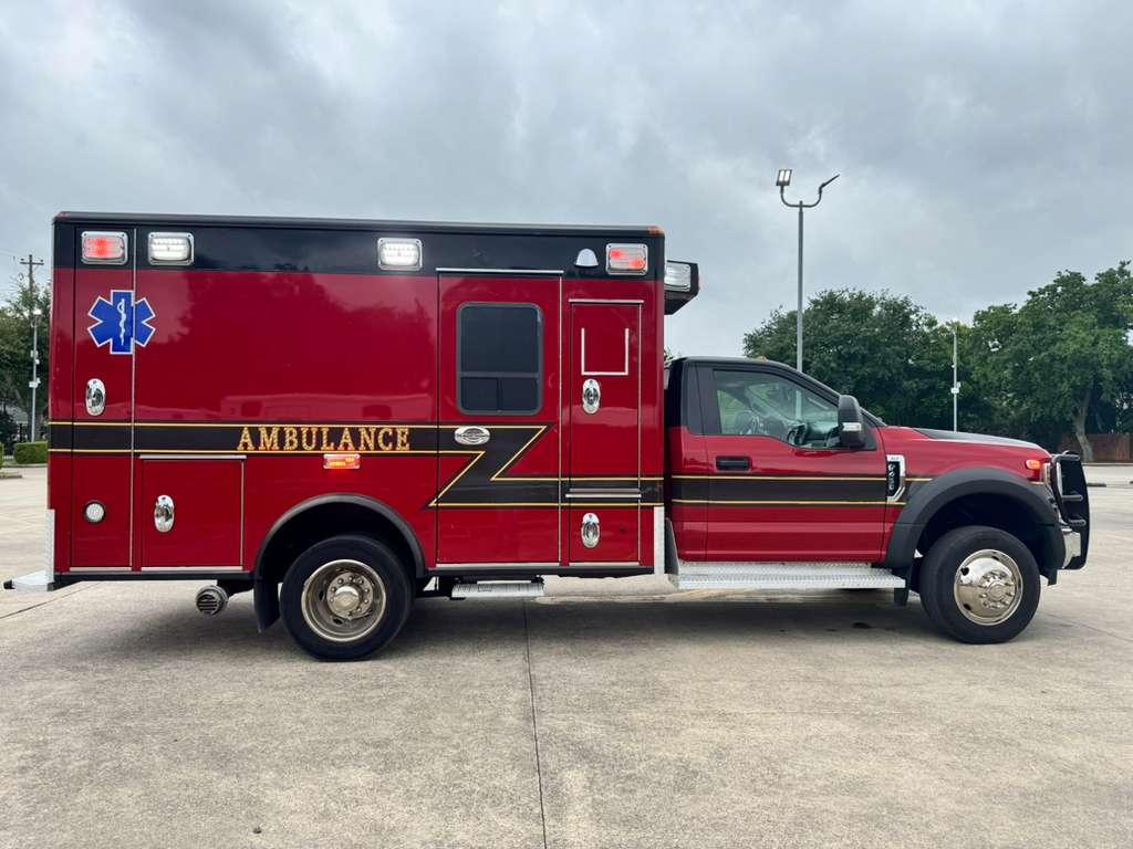 2019 Ford Type I Ambulance - image 6
