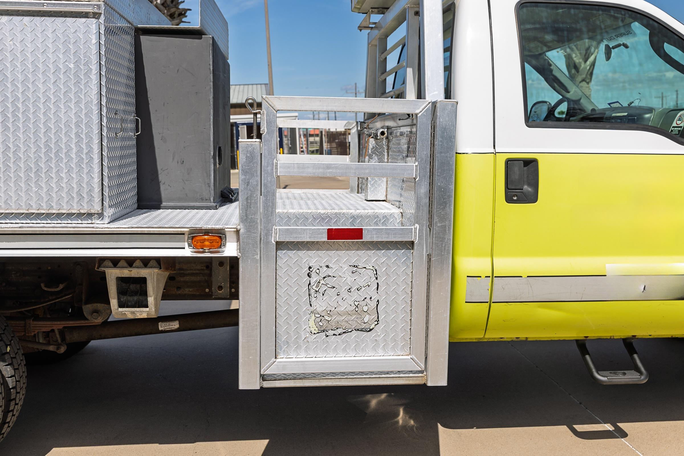 2004 Ferrara Ford Brush Truck - image 19