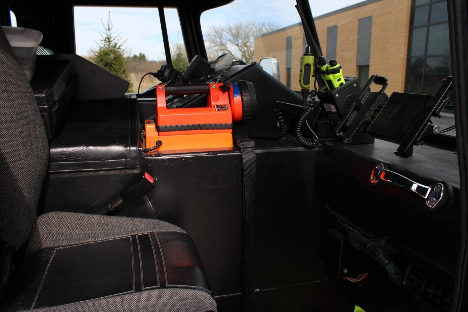 1995 Pierce Saber Heavy Rescue - image 23