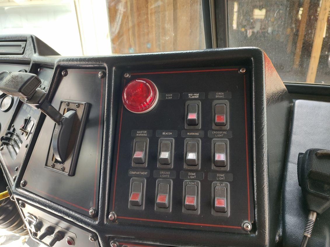 1990 E-One Pumper - image 22
