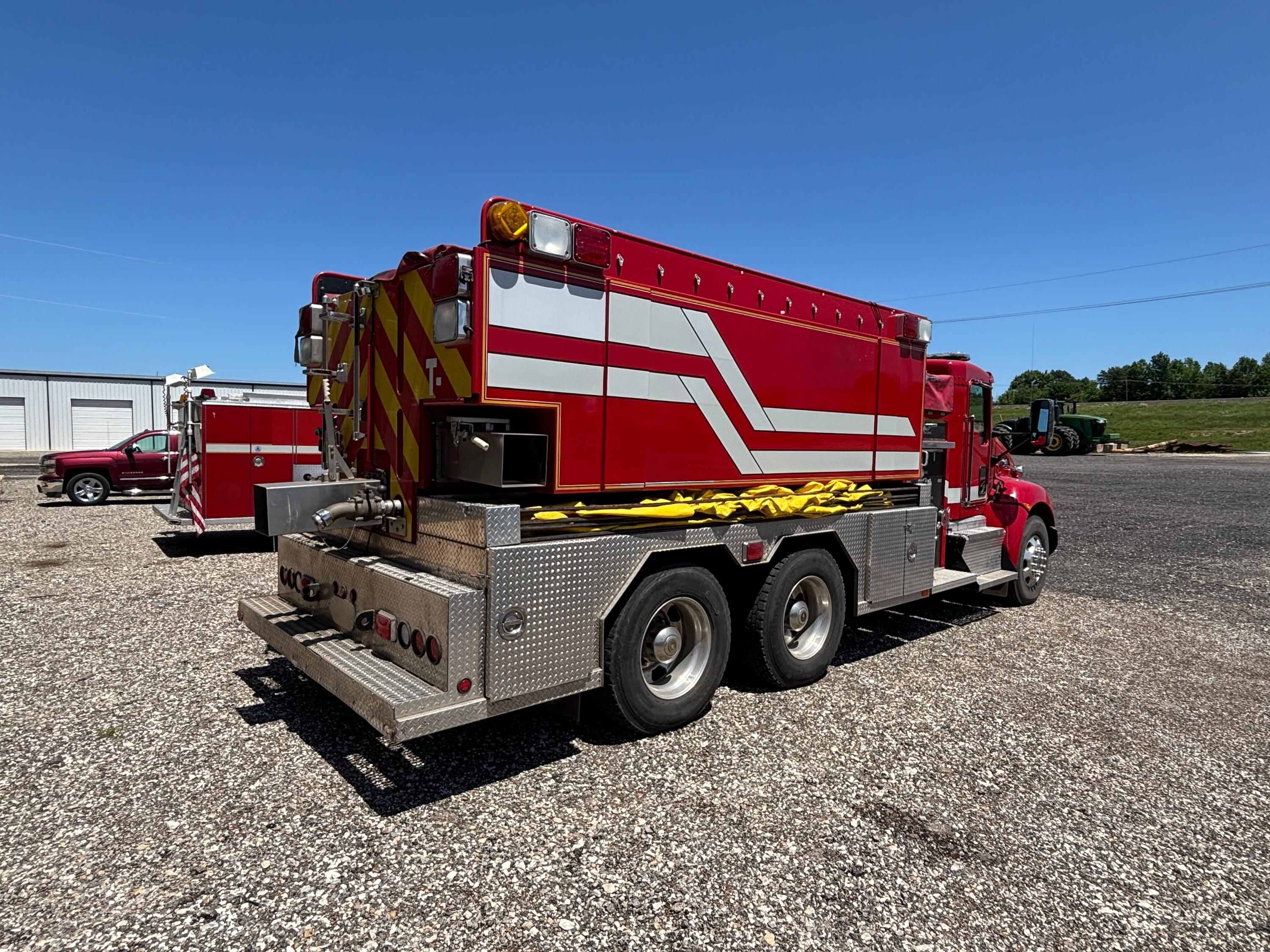 2011 Fouts Brothers Kenworth Pumper Tanker - image 4