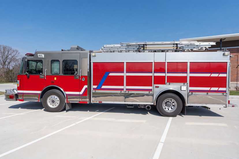 2005 Rosenbauer Spartan Rescue Pumper