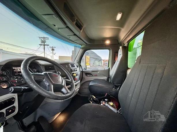 2020 Peterbilt 579 Dump Truck - image 18