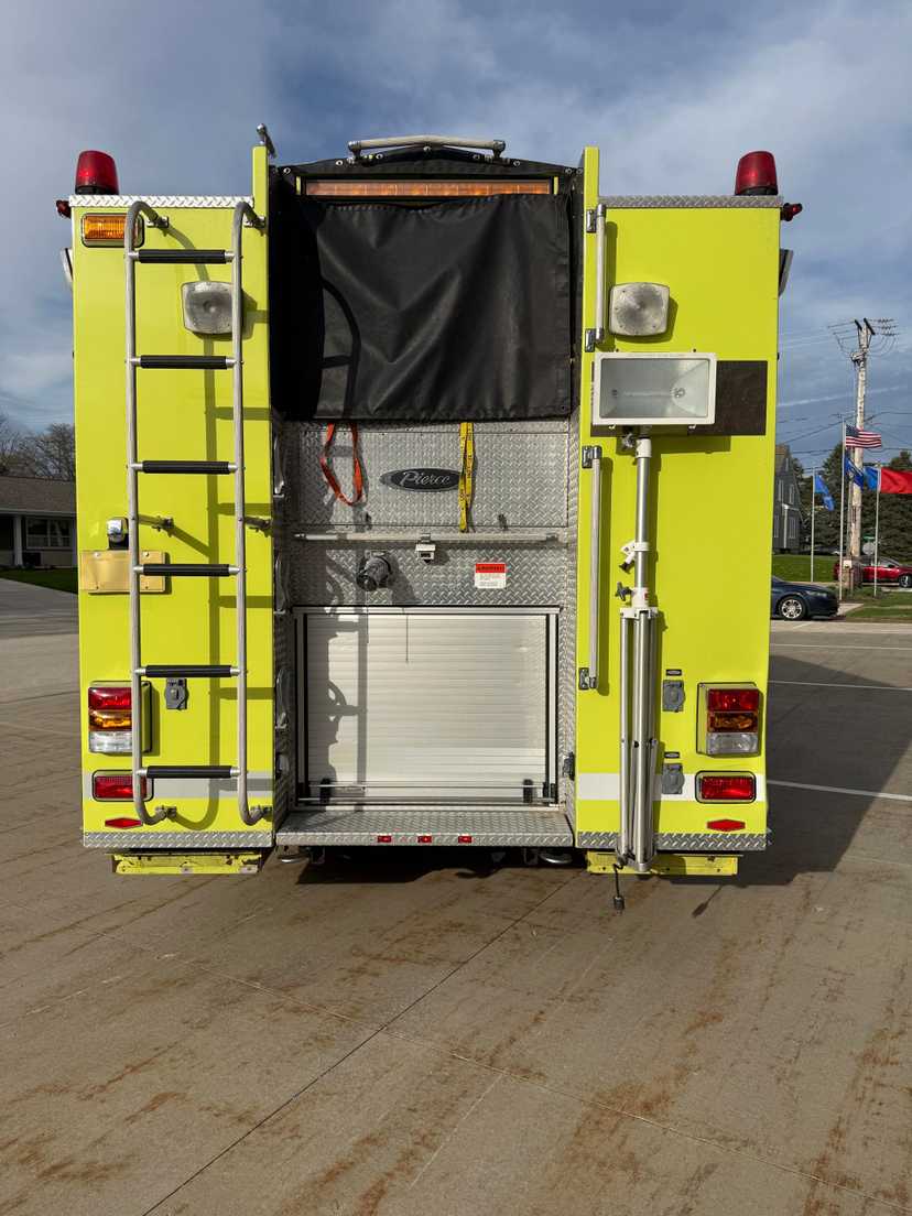 2006 Pierce Dash 2000 HDRP Pumper — photo 7