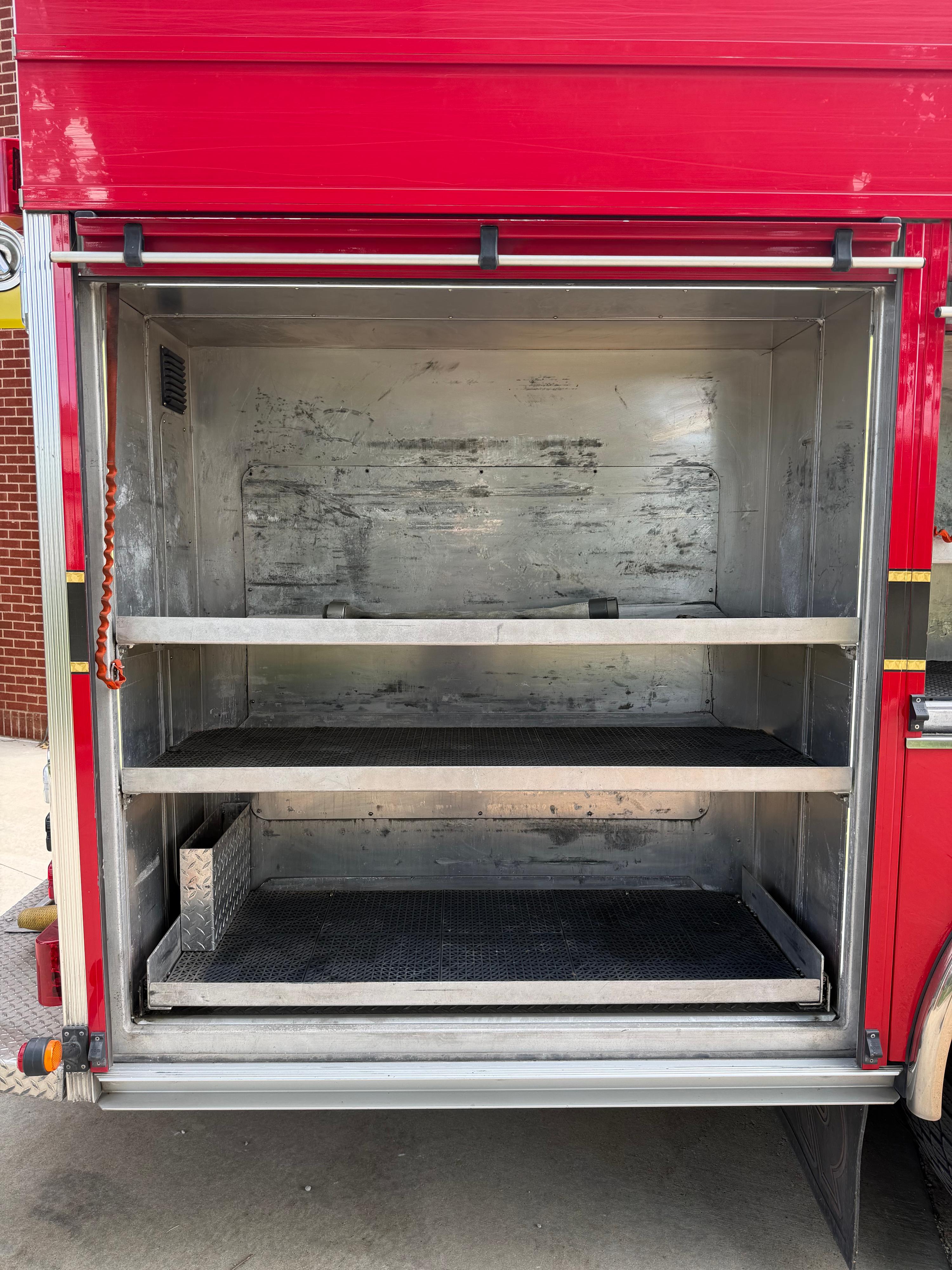 2014 Rosenbauer Pumper - image 16