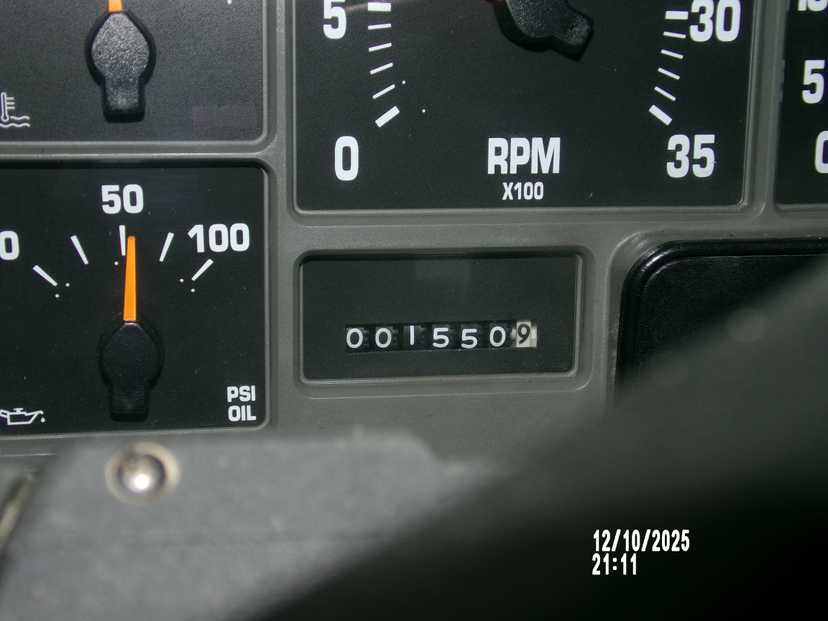 1999 International 4900 Tanker — photo 8