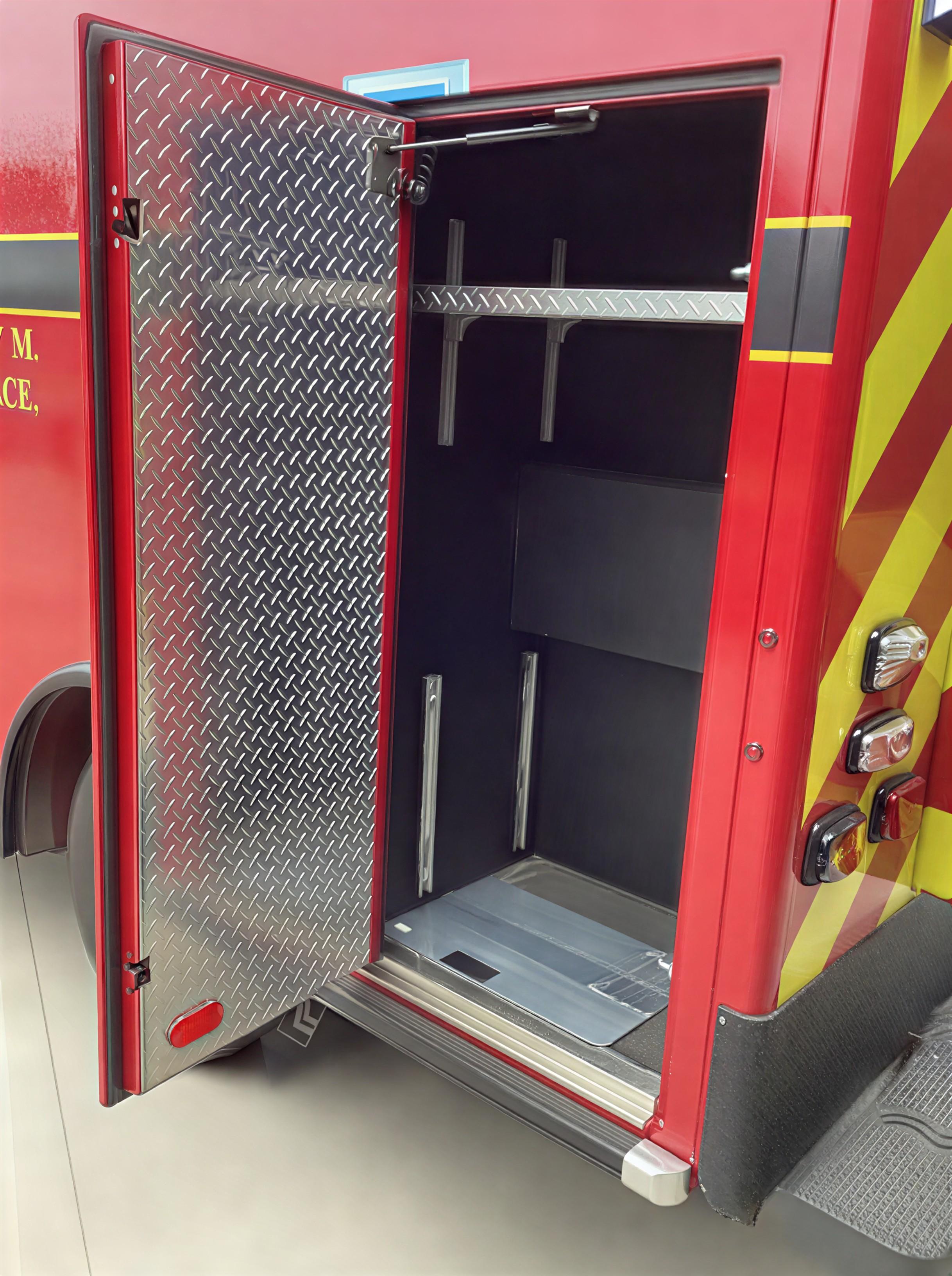 2018 REV Ram Type I Ambulance - image 6