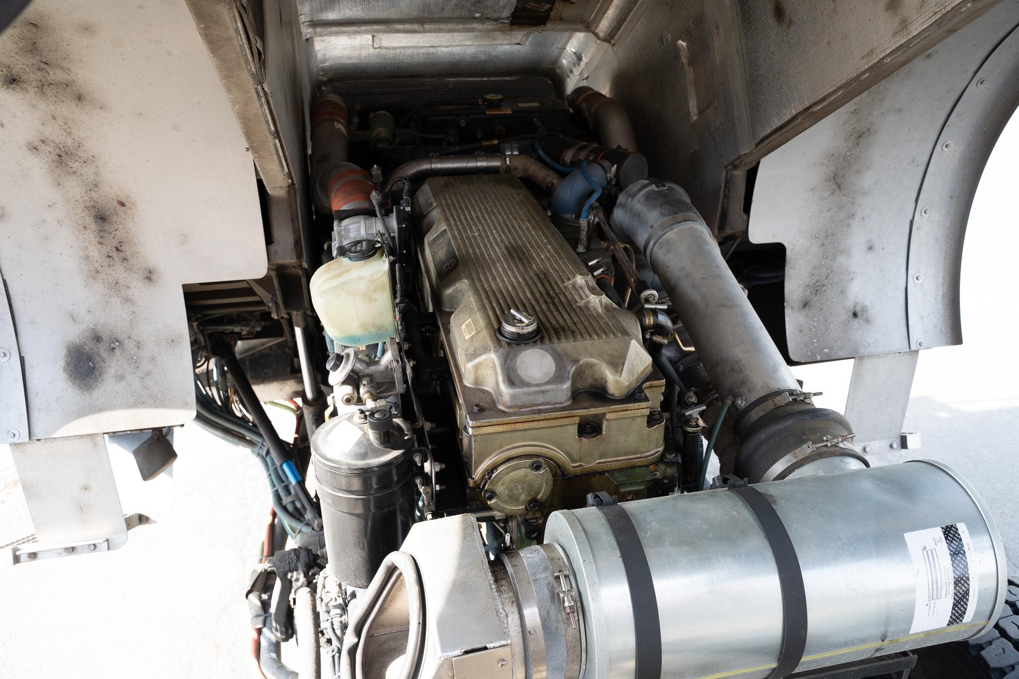 2009 KME Predator 4x4 Heavy Rescue - image 38